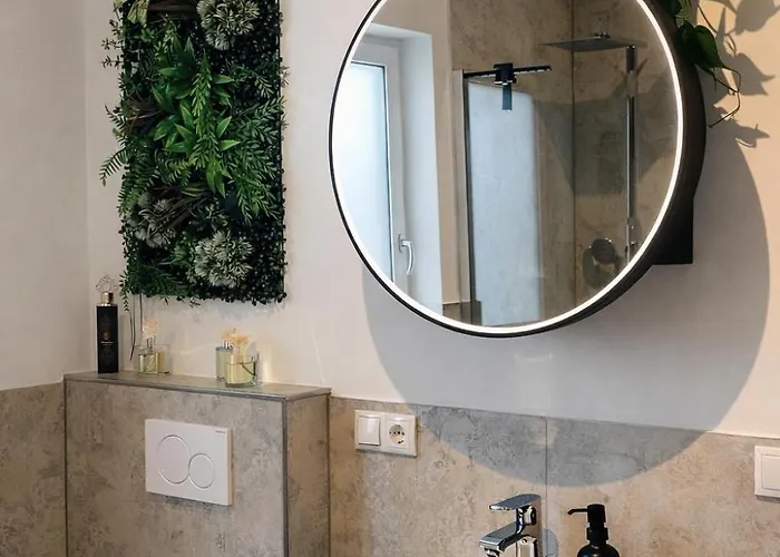 Modern Royal Apartament